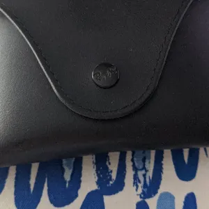 {Ray-Ban} Black Leather Sunglasses Case thumbnail 3