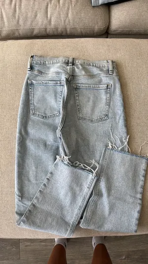 Old Navy Ski High Straight Jeans thumbnail 4
