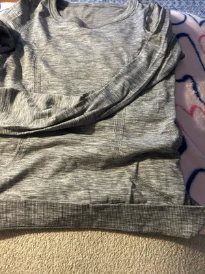 Lululemon Top Long Sleeve thumbnail 6