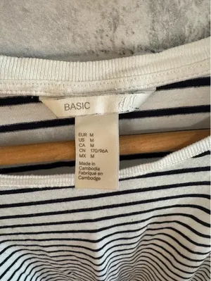 Women’s H&M black and white stripe long sleeve shirt Medium thumbnail 3