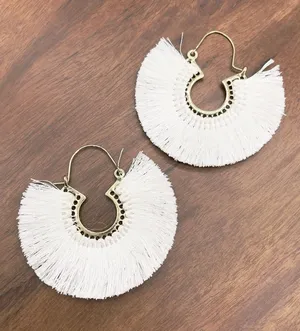 Fringe Tassel Fan Hoop Earrings Gold Tone White Boho Coastal Indie Sleaze Chic‎ thumbnail 1