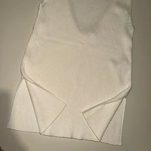 Abercrombie NWT Shell Scoopback Sweater Tank thumbnail 3