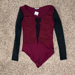 Charlotte Russe Maroon/ Burgundy and Black Lace Bodysuit Size Small thumbnail 7