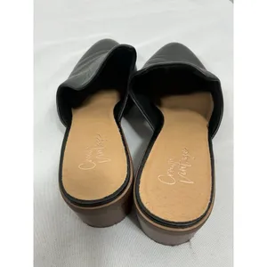 Womans Excellent Condition Crown Vintage Rydel Slip On Mules 7.5 M Black thumbnail 4