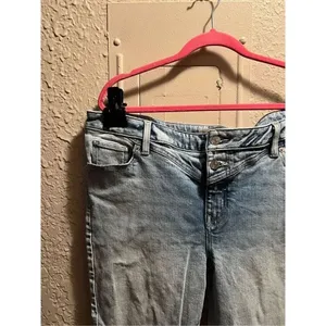 m Jeans By Maurices Light Colored Mid-Rise Kick Boot Ankle Jeans Woman’s Size 16 thumbnail 5