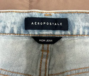Aeropostale Jeans Mom light wash  thumbnail 3