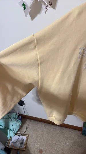 yellow essentials fear of god crew neck thumbnail 7