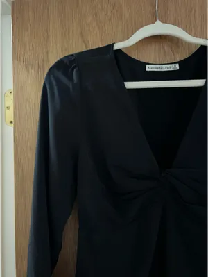 Abercrombie and fitch long sleeve front tie detailing top thumbnail 3