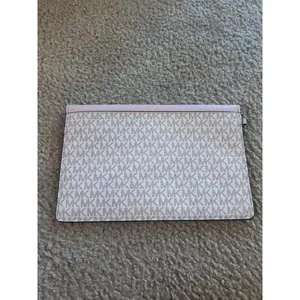 Michael kors large envelope purse missing strap imperfect thumbnail 5