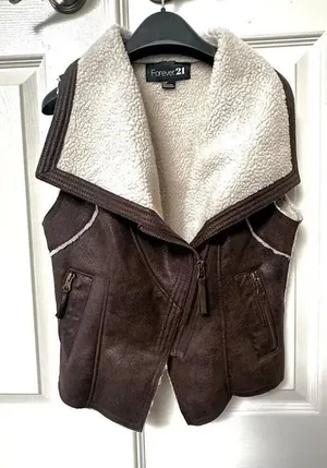 Forever 21 brown faux leather zip up vest thumbnail 1