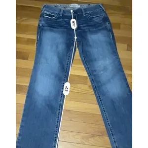 Ariat R.E.A.L. Rainstorm Jeans Womens 33R Medium Wash Straight Leg AW65301 thumbnail 9