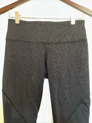 Lululemon Pace Rival Crop Leggings Size 6 thumbnail 2