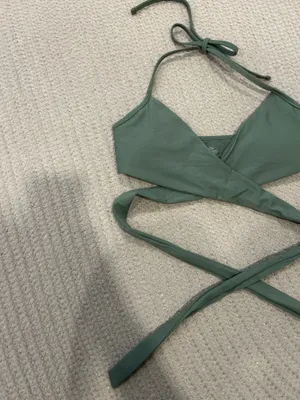 Aerie swim top (S)  thumbnail 3