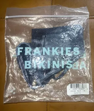 Frankie’s Bikinis Dallas Top - Size Medium thumbnail 6