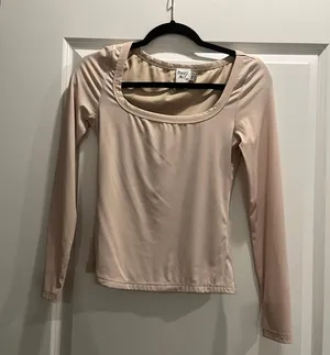 Princess Polly long sleeve thumbnail 1