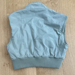 Alo Yoga Sleeveless Vest In Motion Size S Sage Green thumbnail 4