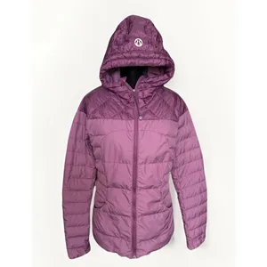 Lululemon 800 Fill Down Jacket Womens Small Hooded Purple Puffer Lightweight thumbnail 2