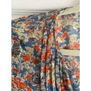 Joie Floral Silk‎ Pintuck Blouse Womens Size S Blue Orange V-Neck 3/4 Sleeve Top thumbnail 3