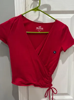Red Top Hollister thumbnail 1