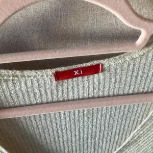 FINAL MARKDOWN Ribbed Knit Women's Top large thumbnail 2