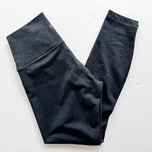 Lululemon High Times Pant 4 RARE Desert Snake Deep Coal Black Snakeskin Luon thumbnail 3