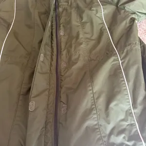Columbia women’s 2X Omni Shield Coat Parka Ski Jacket Green Hooded Cinch waist thumbnail 9