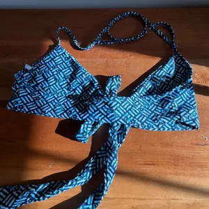 Aerie‎ Blue Geometric Floral Tie Front Scoop Neck Bikini Swim Top Large thumbnail 4