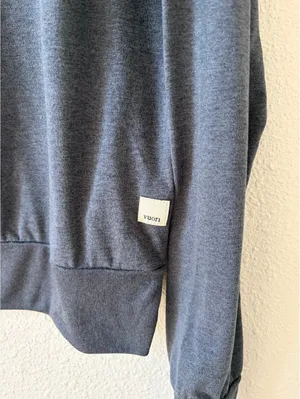 Vuori Daydream Crew Long Sleeve Shirt Blue Size Medium Sporty Athleisure Casual thumbnail 3