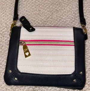 Betsey Johnson Black And White Shoulderbag thumbnail 1