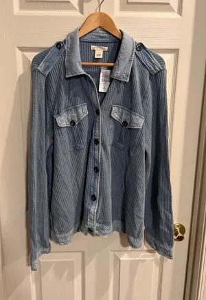 Festi by torrid Washed Light Blue Button thumbnail 1