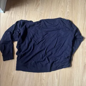 lululemon athletica  Long Sleeve Pullover thumbnail 2