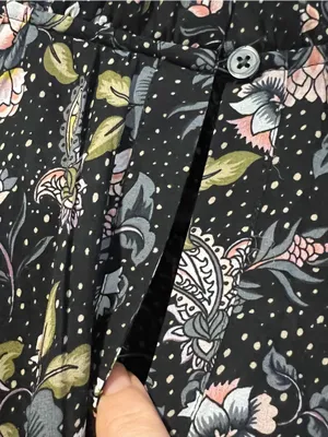 Loft Black and White Floral Ruffle Key Hole long sleeve pullover top size small thumbnail 10