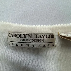 Carolyn Taylor Essentials White Short Sleeve Crew Neck Acrylic Knit Sweater thumbnail 3