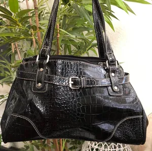 2000s Whimsygoth grunge Black faux leather crocodile pattern thumbnail 2