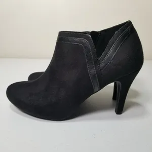 DEXFLEX Comfort Suede Black Women's Heeled Ankle Boots 8W thumbnail 3