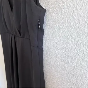 Theory‎ Women's Deep V-Neck Empire Waist Pleated Sleeveless Sheath Dress Black thumbnail 4