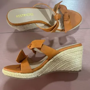 Restricted Brown wedge Bow Sandals Brown Size 8 thumbnail 1