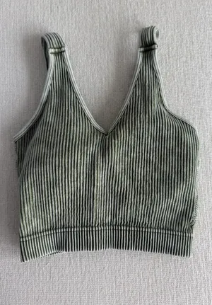 Crop Top thumbnail 1