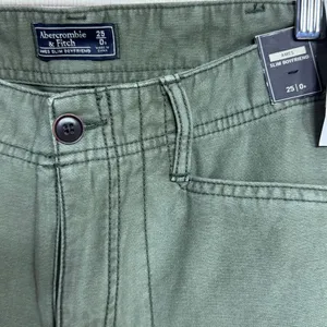 Abercrombie Fitch Ames Slim Boyfriend Cargo Pants‎ Olive Green Size 25 thumbnail 4