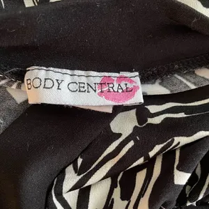 “Body central” dress  thumbnail 5