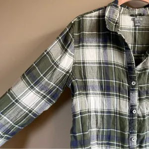 ✨ Aerie Women’s Green Plaid Button Down Shirt XS‎ thumbnail 5