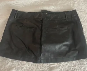 Leather Skirt Garage thumbnail 1