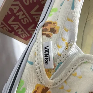 Vans Classic Slip On Shoes Womens 6.5 Get Outdoors Marshmallow Canvas Roadrunner thumbnail 5