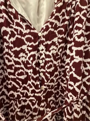 LOFT Burgundy and White Patterned Wrap-Style Dress thumbnail 2