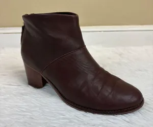 TOMS Leila Leather Ankle Bootie Oxblood Dark Red Zip Closure Size 7 thumbnail 1