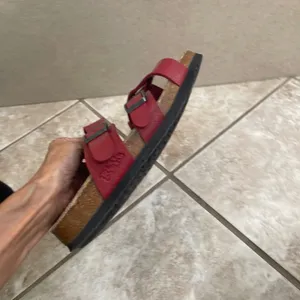 Birkenstock BIRKI comfort Red Strappy Slide Sandals Womens 38 L7 M5 Cork ShoesI thumbnail 6