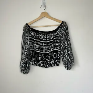 Jen's Pirate Booty‎ Embroidered Long Sleeve Metallic Silver Off Shouder Top Boho thumbnail 2