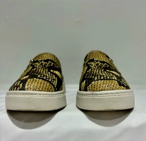 Vince Camuto Snakeskin Print Slip-On Shoes Size 8 thumbnail 6
