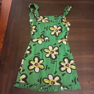 Retro Floral Dress thumbnail 2