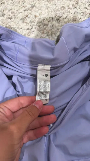 Lululemon Shorts Calm Tides 2.5" thumbnail 2